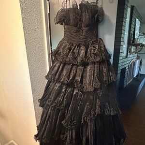 Sherry hill size 6 black ruffle dress